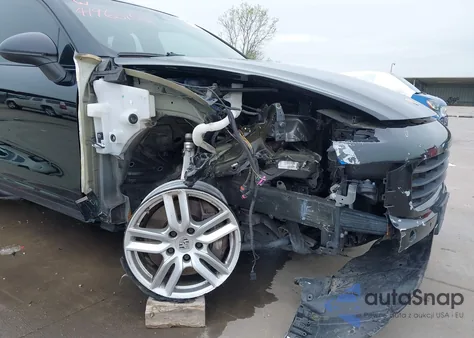 2016 Porsche Cayenne from USA, damaged, VIN WP1AA2A29GLA00762